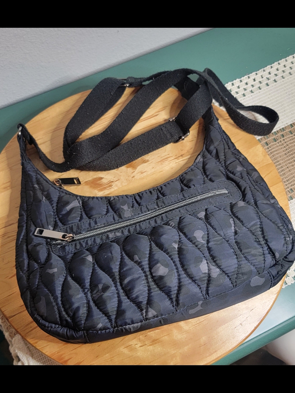 Source Unknown Black Quilted Shoulder Bag with Adjustable Strap